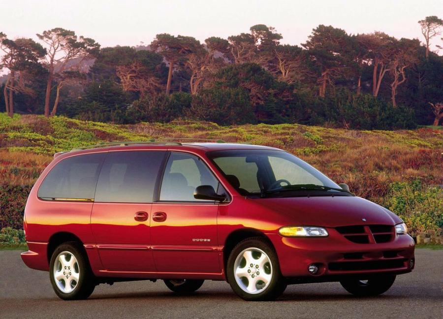  Dodge Grand Caravan 1996 года  (фото 1 из 8)